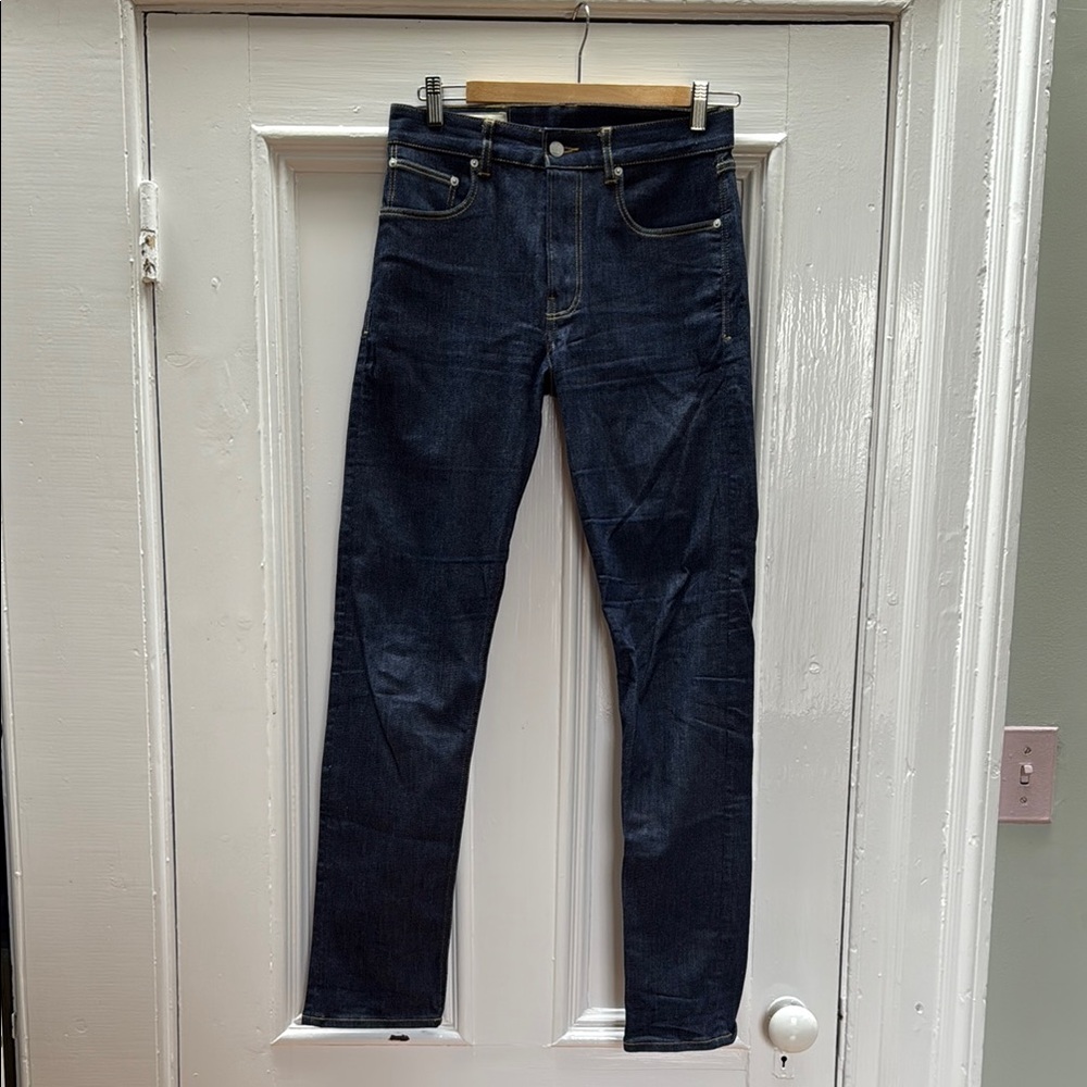 Gorgeous slim straight jeans from cult denim brand